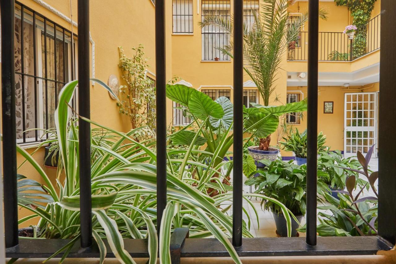 Two Bedrooms Leonor Davalos Sevilla Exterior foto
